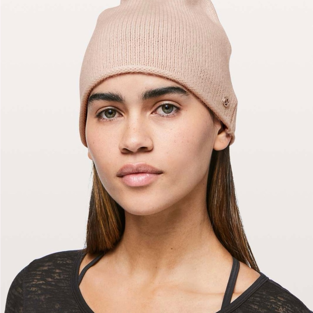 Lululemon cashmere pale pink Knit Hat NWOT